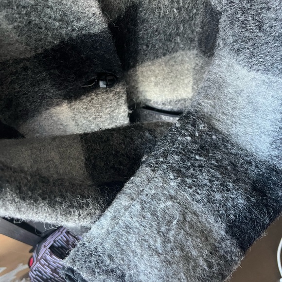 Wilfred Free OFF-DUTY Black & Grey Plaid Wool Coat - Picture 5 of 6